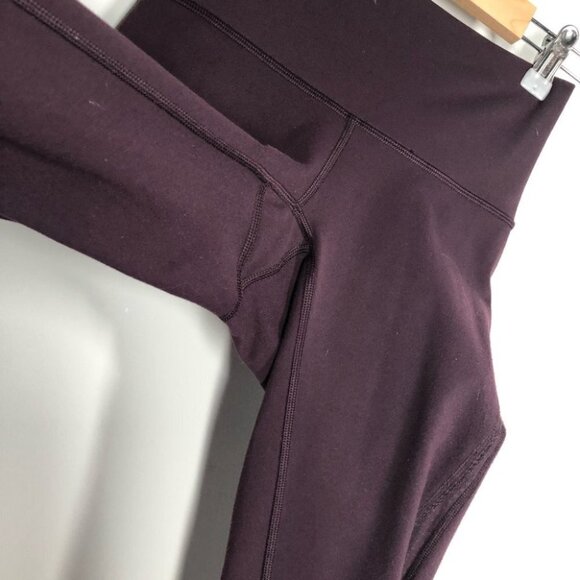 Lululemon Deep‎ Breath Tights in Black  Cherry Size 2 - Picture 5 of 10